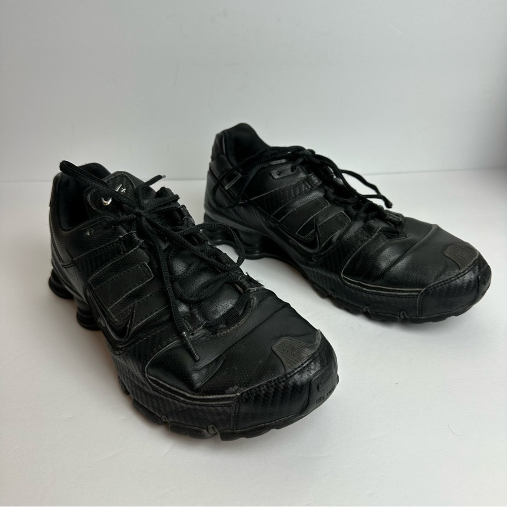 Nike Shox Turbo Triple Black Shoes Men's size 9.5 Sneakers Running Leather